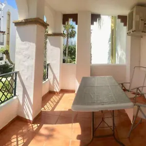 apartamento-1-linea-de-playa-zahara-de-los-atunes-11391.es-andalucia.com/