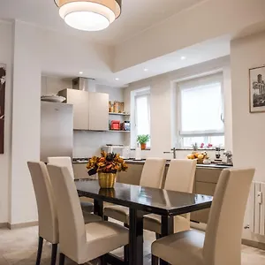 Casa 3 Santi, Your Contemporary In Rome